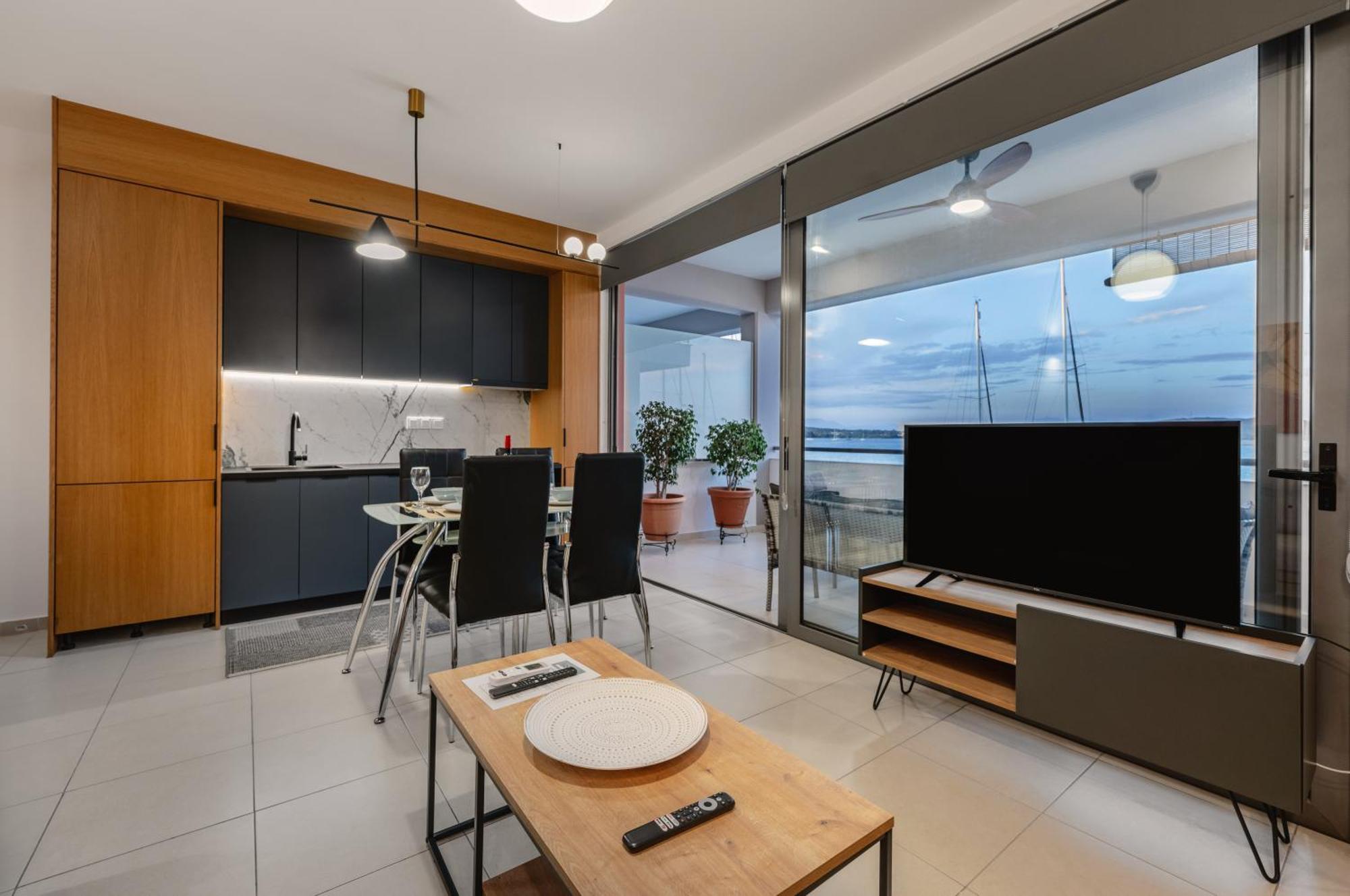 Ionis Seafront Suite Preveza Esterno foto